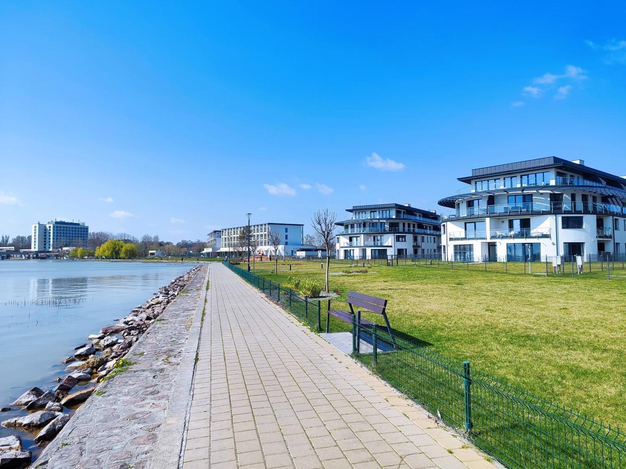 Royal Relax Apartman Кестхей Екстер'єр фото